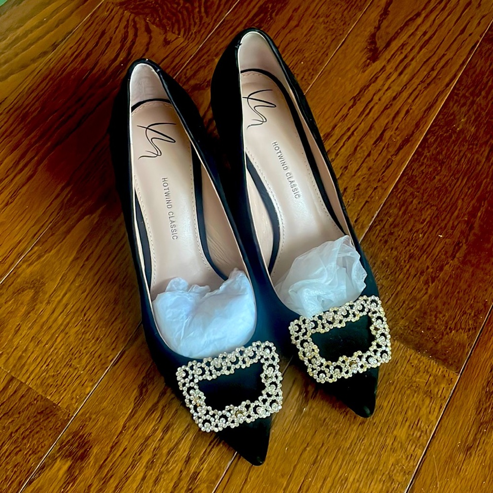 Hotwind Brand New high-heeled shoes